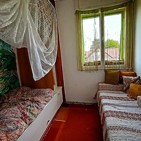 Casa de Férias Bohémfészek *