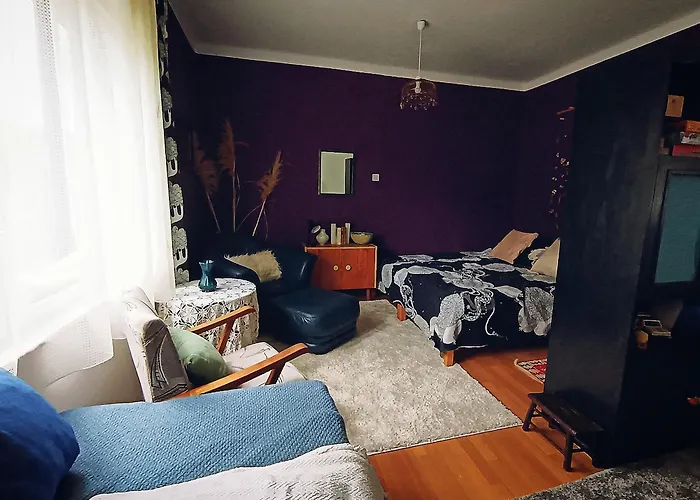 Bohemfeszek Vendeghaz Holiday home *